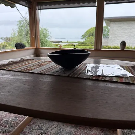 Villa The Apple House - A Single Dwelling With Garden Centrally Located In Madla Stavanger