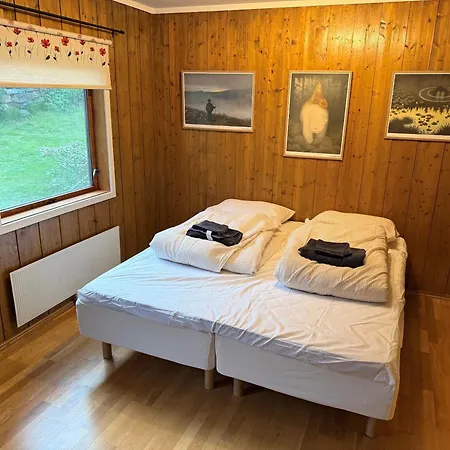 Villa The Apple House - A Single Dwelling With Garden Centrally Located In Madla Stavanger
